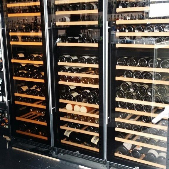Conservazione del vino SWISSCAVE per hospitality e gastronomia
